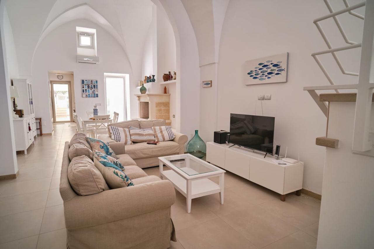 Casa Margherita - Typical Salento House Castrignano del Capo Exterior photo